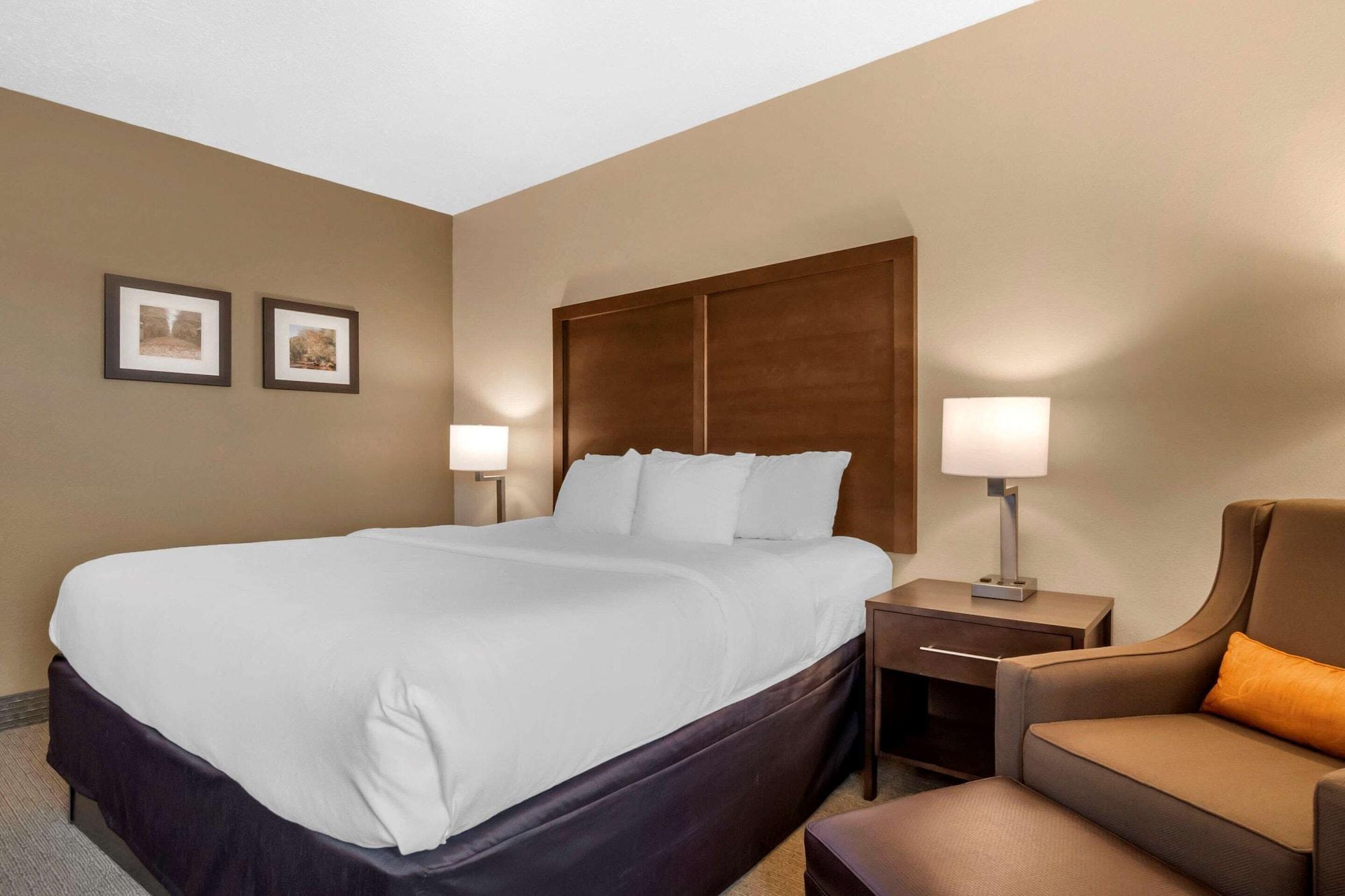 Comfort Inn & Suites Macon Esterno foto